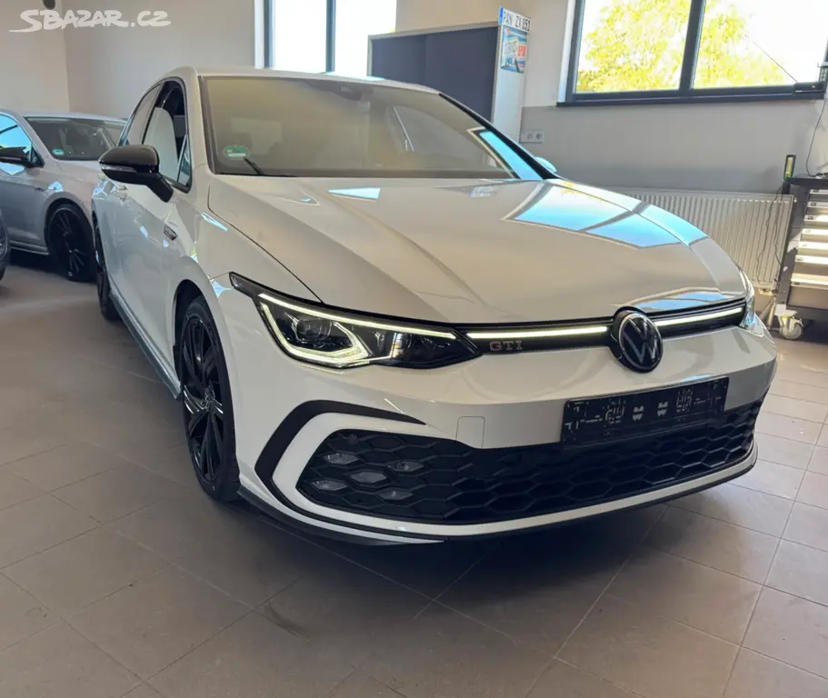 VW GOLF 8 GTI BLACK STYLE MANUÁL TOP STAV